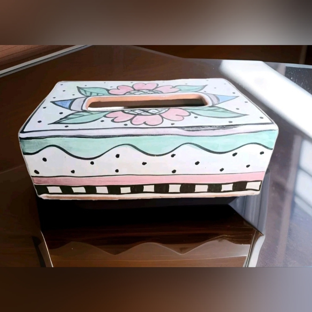 Lynn Wilkes Armstrong Dallas Pottery TerraCotta Floral Tissue Box 1992 Rare Find